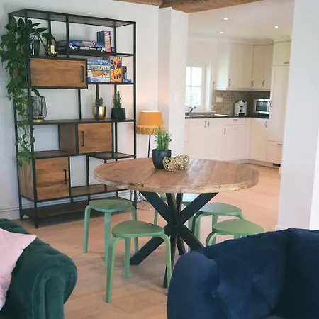 The Treehouse Tatil Evi Gistel