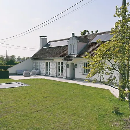 The Treehouse Tatil Evi Gistel