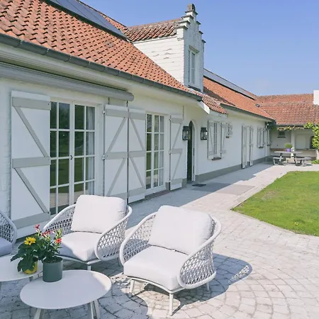 The Treehouse Tatil Evi